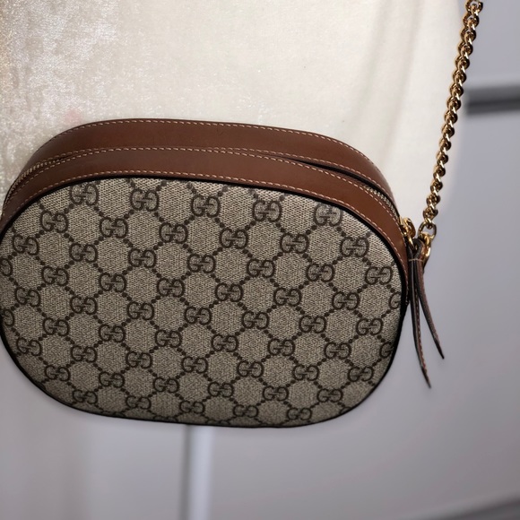 Gucci Handbags - Authentic Gucci GG Supreme Chain Crossbody Bag
